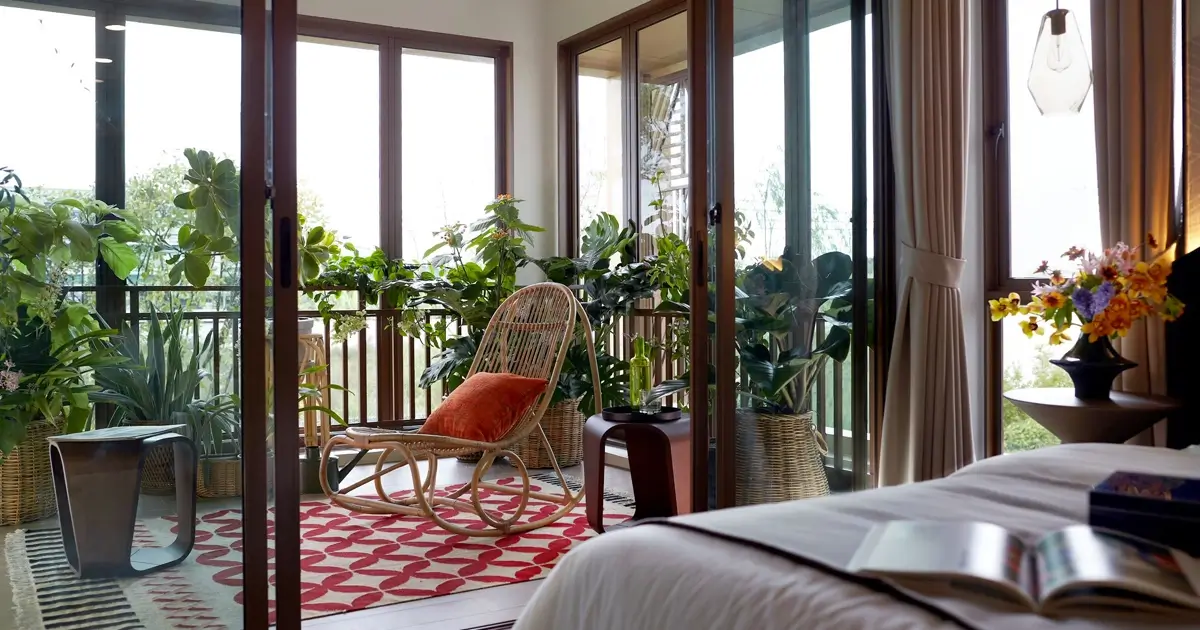 ระเบียงใหญ่แบบ Enclosed balcony โครงการบ้าน บุราสิริ วัชรพล