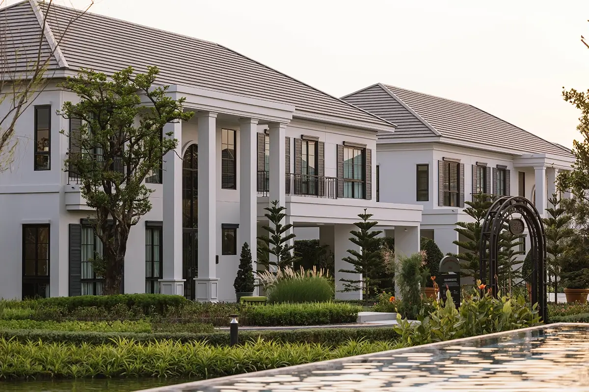 เศรษฐสิริ วัชรพล - เทพรักษ์ บ้านใกล้รถไฟฟ้าสายสีเทา