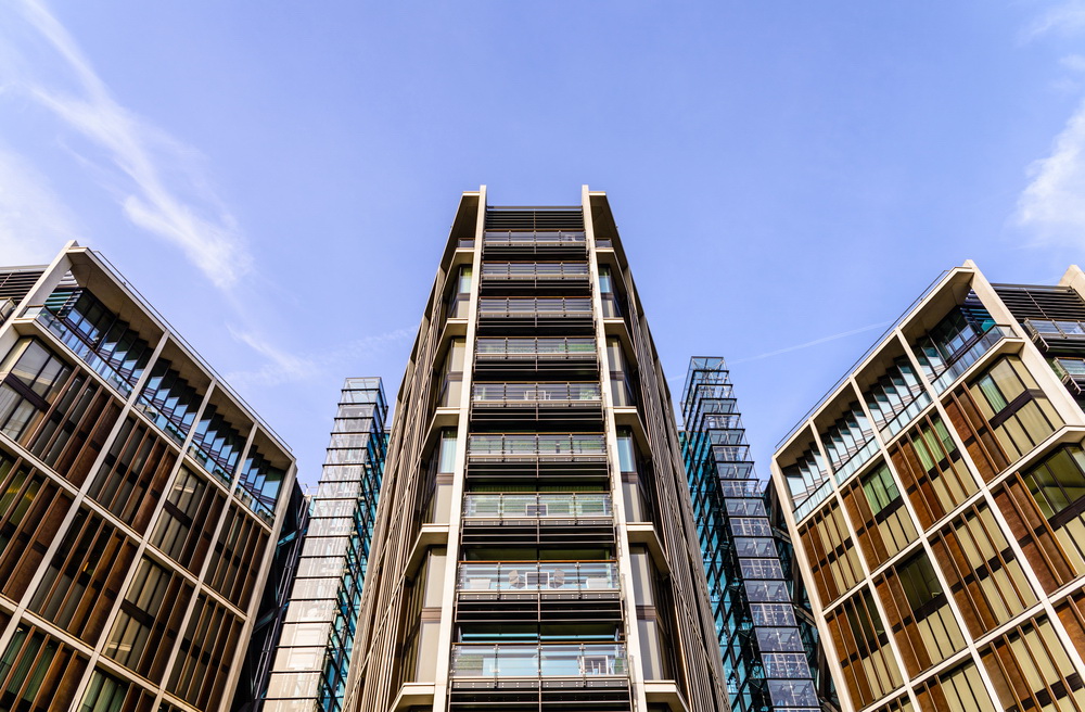 5 Luxury Apartments Fit for Royalty Apartment accrual has become all the rage for both residential and investment purposes, with the luxury variants providing heightened levels of grandeur for the most discerning appetites. We take a look at 5 of the best that the world has to offer