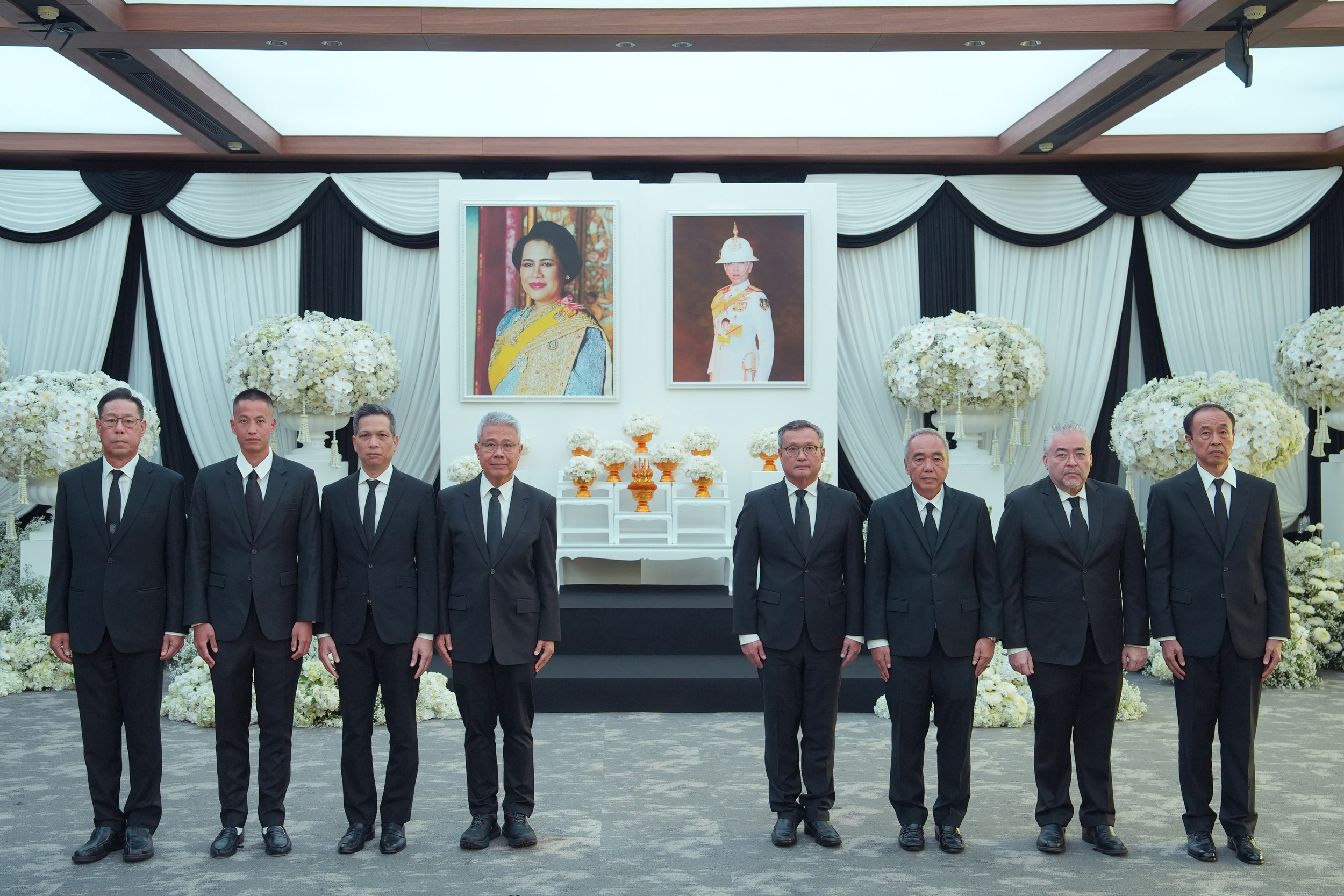 สถิตในดวงใจตราบนิรันดร์ แสนสิริ และบริษัทในเครือ จัดพิธีถวายความอาลัยและน้อมรำลึกในพระกรุณาธิคุณ สมเด็จพระเจ้าลูกเธอ เจ้าฟ้าพัชรกิติยาภา นเรนทิราเทพยวดี กรมหลวงราชสาริณีสิริพัชร มหาวัชรราชธิดา